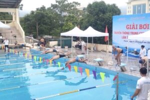 Nỗ lực trên đường bơi, vận động viên trung, cao tuổi phường Yên Nghĩa giành 19 huy chương tại giải quốc gia